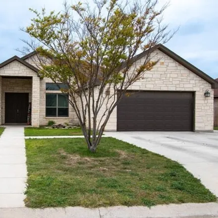 Buy this 3 bed house on 414 Quail Creek Drive in Del Rio, TX 78840