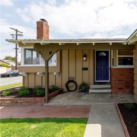Image 4 - 16905 Ainsworth Street, Los Angeles, CA 90247, USA - House for sale