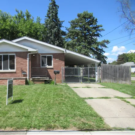Buy this 3 bed house on 1699 Knight Avenue in Flint, MI 48503