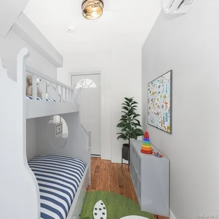 Image 7 - 116-15 146th Street, New York, NY 11436, USA - House for sale