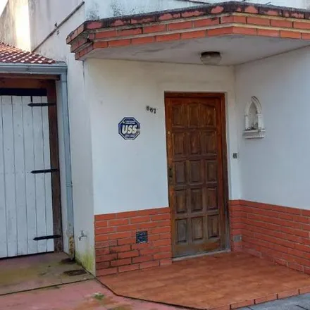 Buy this 2 bed house on Combate de la Vuelta de Obligado in Bernal Este, Bernal