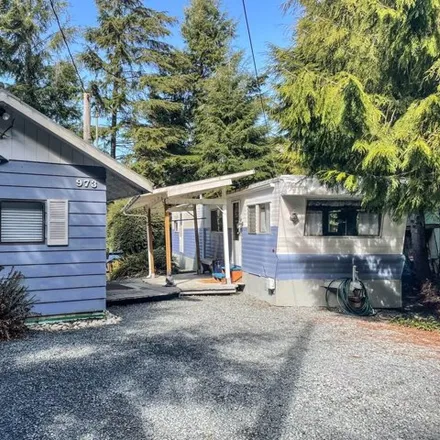 Buy this 2 bed house on 953 South Juniper Street in Tillamook County, OR 97136