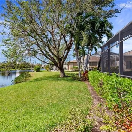 Image 3 - 9557 Gladiolus Blossom Court, Lee County, FL 33908, USA - House for sale
