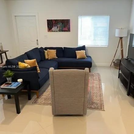 Image 2 - 6249 Northwest 1st Place, Edison Center, Miami, FL 33150, USA - House for rent