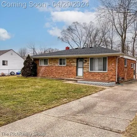Rent this 3 bed house on 1229 Davis Street in Ypsilanti Charter Township, MI 48198