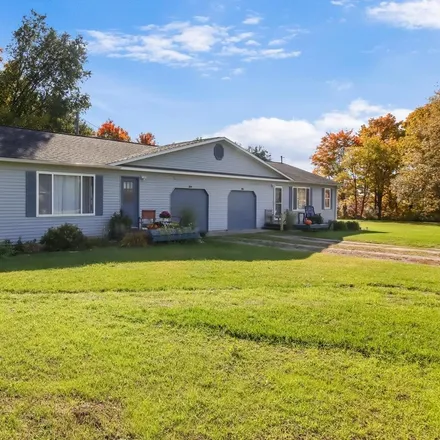 Image 1 - 202 Hassle Road, Buckley, Hanover Township, MI 49620, USA - Duplex for sale