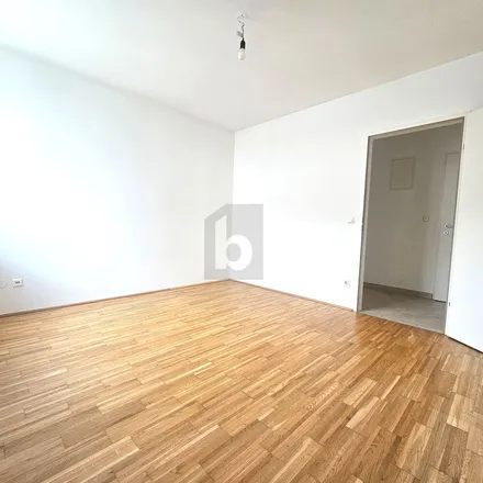 Rent this 4 bed apartment on Schulgarten Kagran in Siebeckstraße, 1220 Vienna