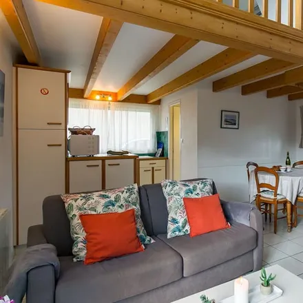 Rent this 1 bed house on 29430 Plounévez-Lochrist