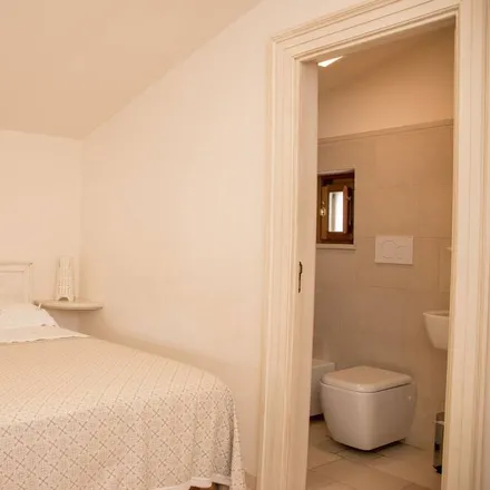 Image 7 - Locorotondo, Bari, Italy - House for rent
