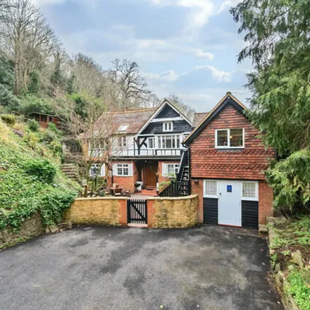 Image 2 - SS Peter & Paul Scout Group, Charterhouse Road, Godalming, GU7 2AQ, United Kingdom - House for sale