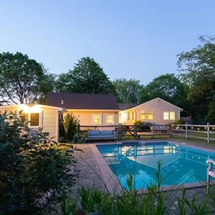 Buy this 3 bed house on 32 Hallock Road in Southampton, East Quogue