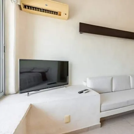 Rent this 2 bed house on Balcones de Costa Azul in 39300 Acapulco, GRO