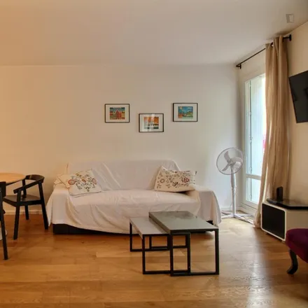 Image 2 - 29 Rue Lauriston, 75116 Paris, France - Apartment for rent