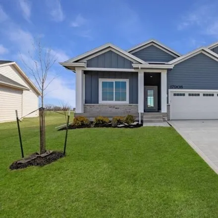Buy this 5 bed house on Goodman Drive in Urbandale, IA 50263