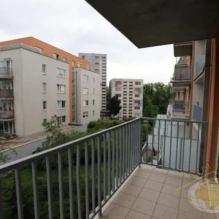 Rent this 2 bed apartment on Počernická 722/1 in 100 00 Prague, Czechia