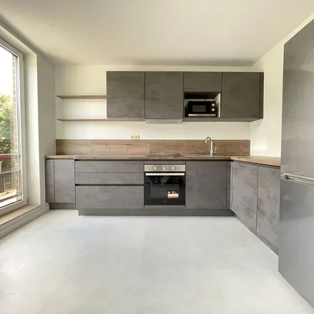 Image 2 - Rue Guyaux, 5020 Namur, Belgium - Apartment for rent