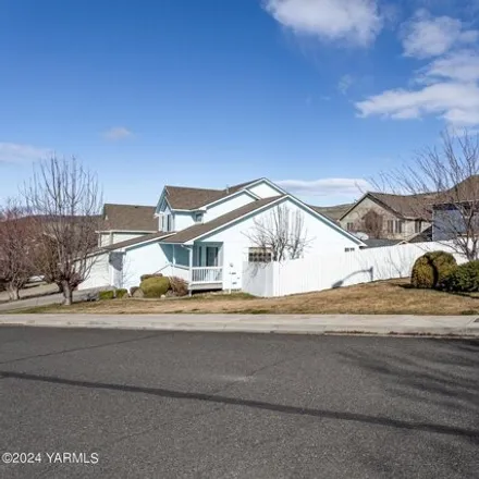 Image 3 - 4987 Overbluff Drive, Terrace Heights, WA 98901, USA - House for sale