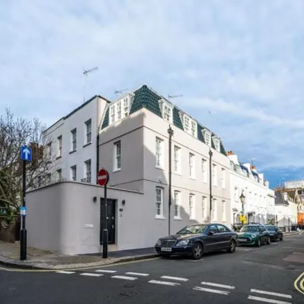 Rent this 3 bed townhouse on 2 Montpelier Place in London, SW7 1HW