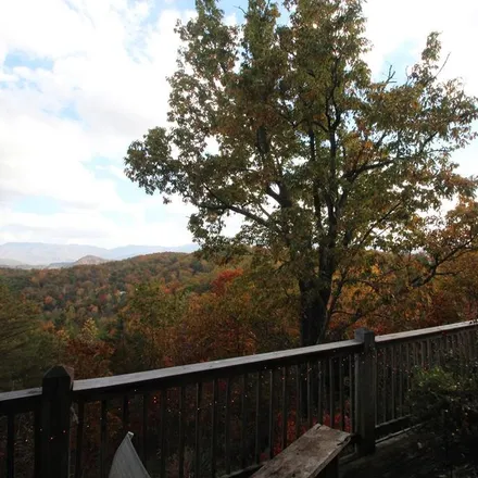 Image 8 - 993 Yellow Breeches Road, Sevier County, TN 37722, USA - Loft for sale