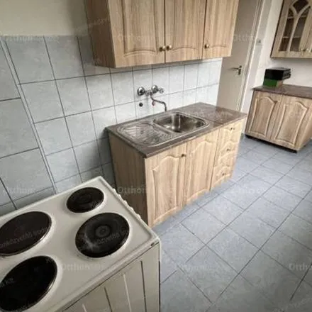 Image 6 - Tatabánya, Álmos vezér utca, 2800, Hungary - Apartment for rent