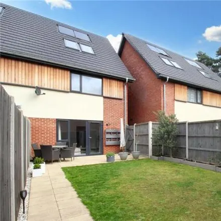 Image 4 - 5 Wall Road, Norwich, NR3 4HW, United Kingdom - Townhouse for sale