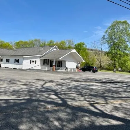 Buy this 6 bed apartment on 3906 West Valley Road in Dunlap, Sequatchie County