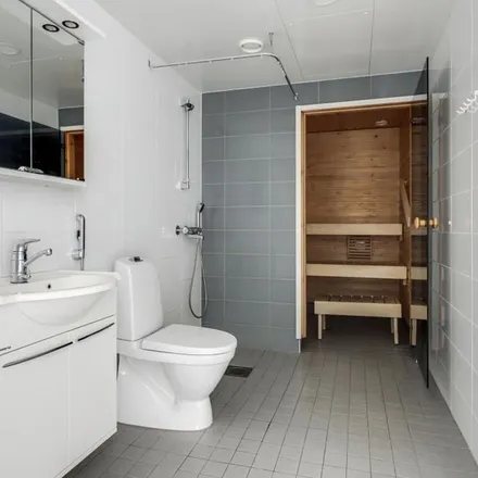 Rent this 2 bed apartment on Kielotie 4-6 in 01300 Vantaa, Finland