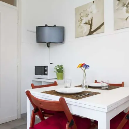 Rent this 3 bed apartment on Via Giuseppe Durer in 35132 Padua Province of Padua, Italy