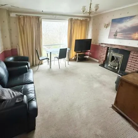 Image 2 - Sunnybank Crescent, Catcliffe, S60 5JH, United Kingdom - House for sale