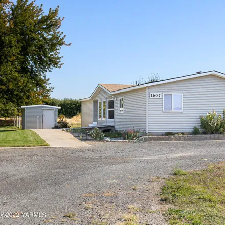 Image 2 - 1607 Beaudry Road, Moxee, WA 98901, USA - House for sale