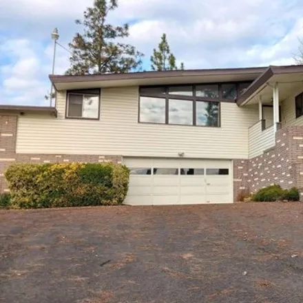 Buy this 4 bed house on 343 Northeast Scenic Drive in Grants Pass, OR 97526
