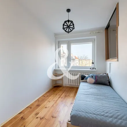 Rent this 5 bed apartment on Racławicka 11 in 80-406 Gdańsk, Poland