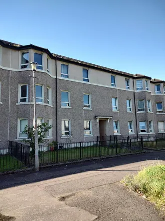 Rent this 3 bed apartment on Harmony Square in Glasgow, G51 3LW