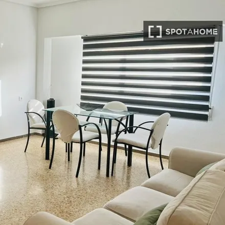 Rent this 4 bed apartment on Carrer de Federico Maicas in 28, 46900 Torrent