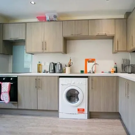 Rent this 3 bed apartment on Harcourt Road in Sheffield, S10 1DJ