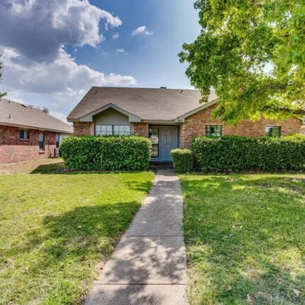 Buy this 3 bed house on 661 Whitney Street in Cedar Hill, TX 75104