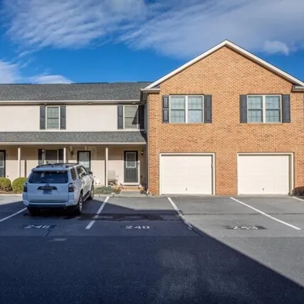 Buy this 3 bed townhouse on 248 Telluride Drive in Broadway, VA 22815