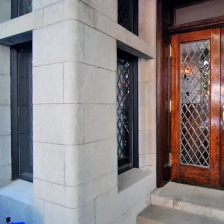 Image 3 - 1436 North Astor Street, Chicago, IL 60610, USA - House for sale