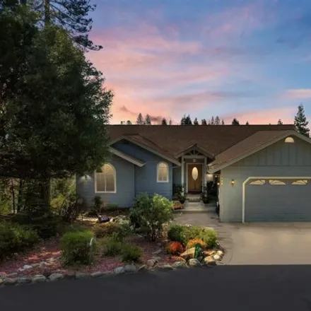 Buy this 4 bed house on 494 Larkspur Court in Murphys, Calaveras County