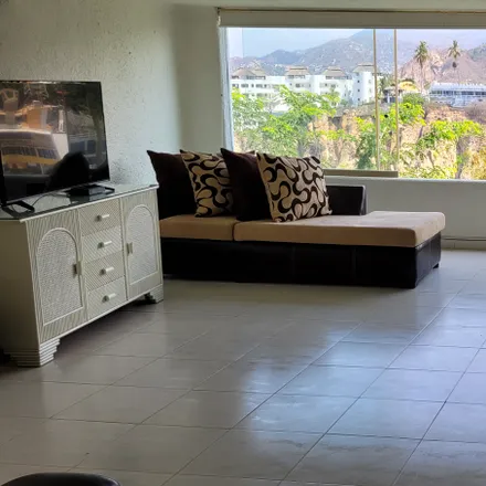Buy this 4 bed house on Privada Casa Blanca in Barrio La Pinzona, 39300 Acapulco