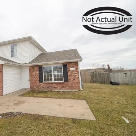 Rent this 3 bed house on 1549 Native Dancer Court in Columbia, MO 65202