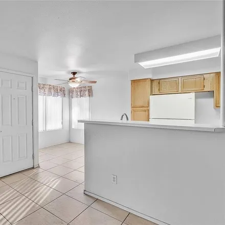 Image 8 - 3398 East Russell Road, Paradise, NV 89120, USA - Condo for sale