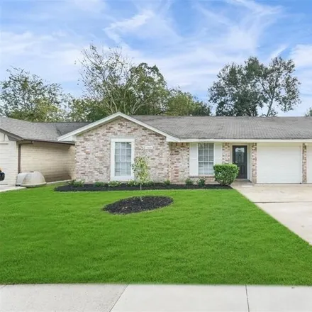 Rent this 3 bed house on 13468 Greenbriar Drive in Sugar Land, TX 77498