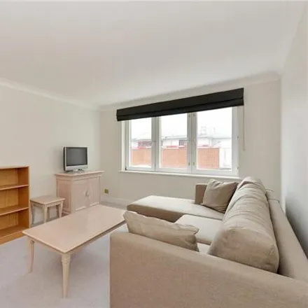 Image 9 - 20 Abbey Road, London, NW8 9AA, United Kingdom - Room for rent