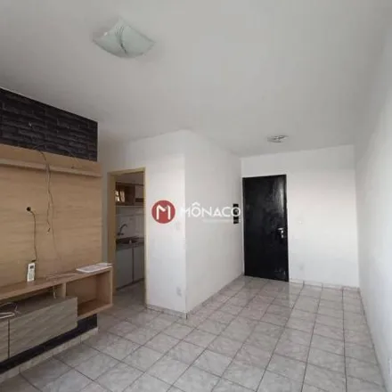 Rent this 3 bed apartment on Rua Benjamin Franklin in Jamaica, Londrina - PR