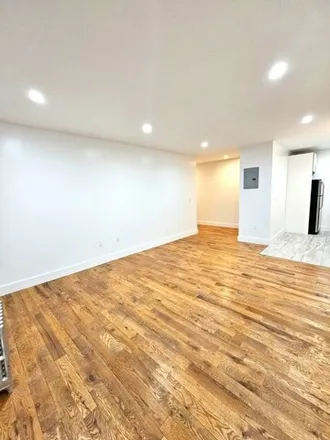 Image 2 - 4 South Pinehurst Avenue, New York, NY 10033, USA - Apartment for rent
