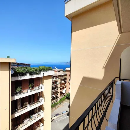 Image 1 - Esso, Via Antonio Gramsci, 98168 Messina ME, Italy - Apartment for rent