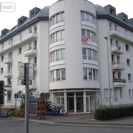 Rent this 4 bed apartment on 6 Rue du Rocher in 50400 Granville, France