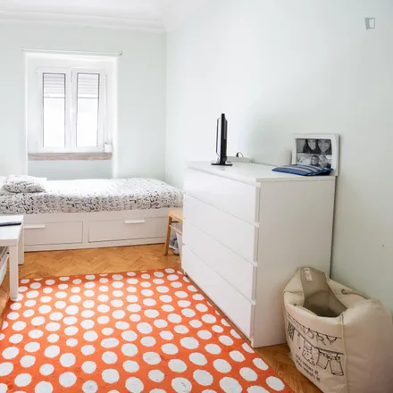 Rent this 4 bed room on Rua da Beneficência (Rego) in Rua Portugal Durão, 1600-021 Lisbon
