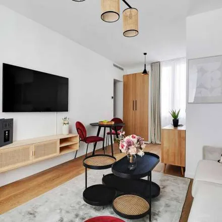 Image 5 - 21 Rue Custine, 75018 Paris, France - Apartment for rent